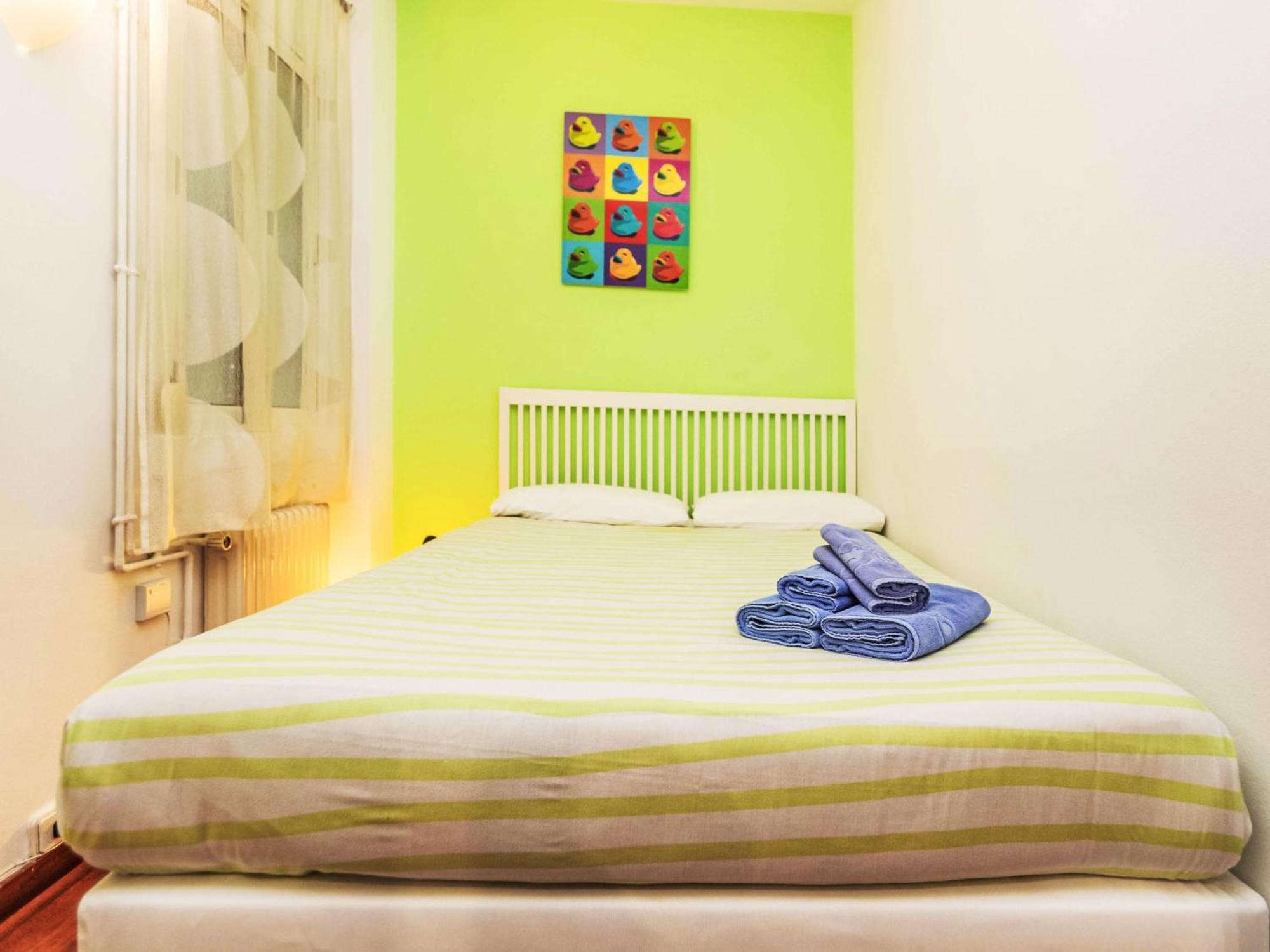 Apartment Sants-Les Corts Galileu By Interhome Барселона Екстериор снимка