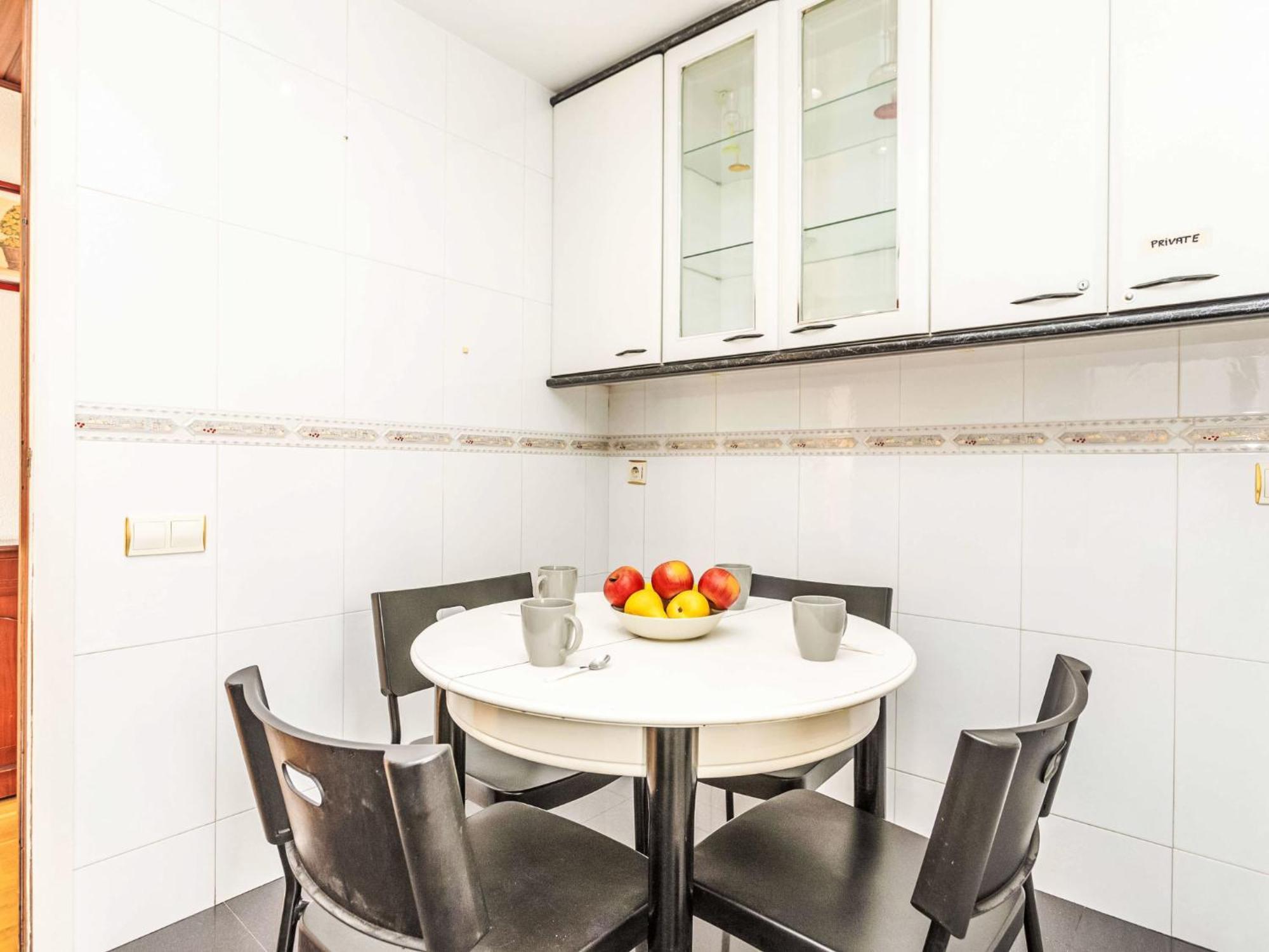 Apartment Sants-Les Corts Galileu By Interhome Барселона Екстериор снимка