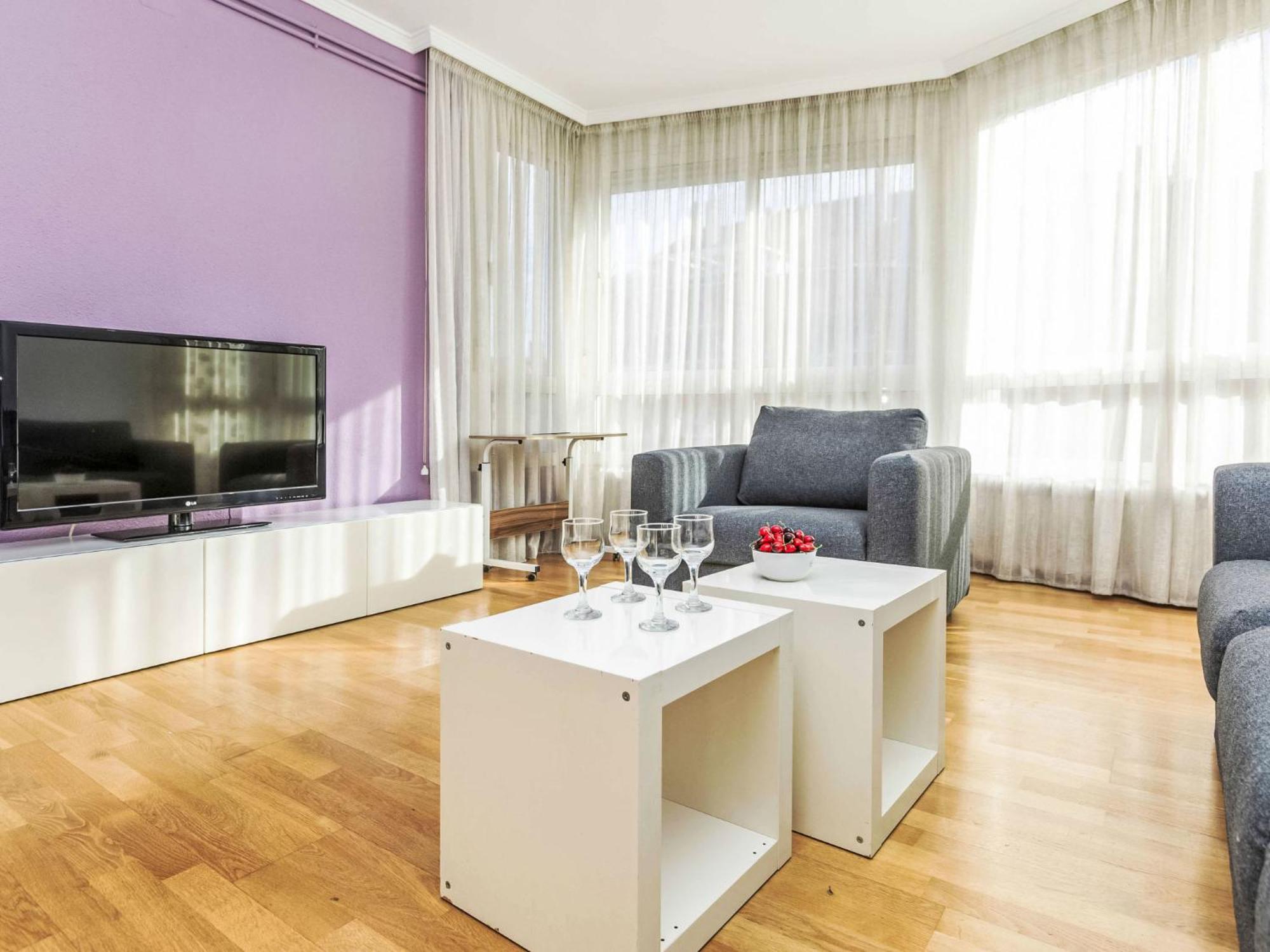 Apartment Sants-Les Corts Galileu By Interhome Барселона Екстериор снимка