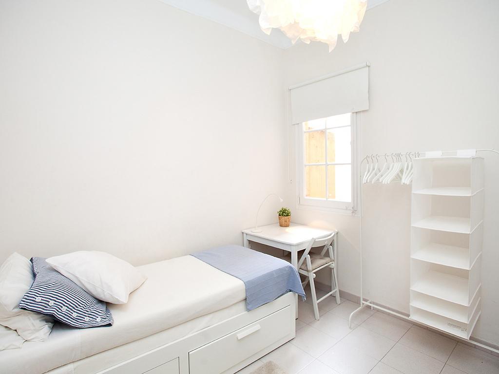 Apartment Sants-Les Corts Galileu By Interhome Барселона Екстериор снимка